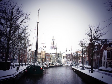 Aan het Hoge en Lage der A levert de sneeuw pittoreske plaatjes op. Foto: Oebele Elverdink