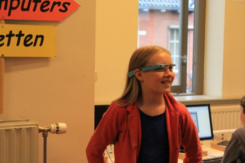 Foto Andor Heij: Meisje met googleglass