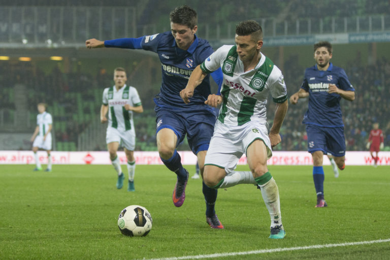 FC Groningen kleurt rood en verliest van Heerenveen - OOG ...