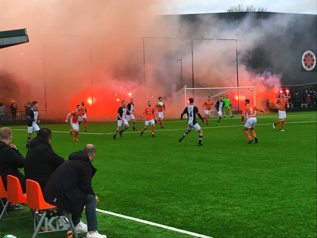 FC Lewenborg Pakt Titel In Stijl En Is Eerste Kampioen District Noord